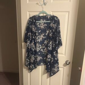 BloomChic Navy Floral Kimono PLUS SIZE